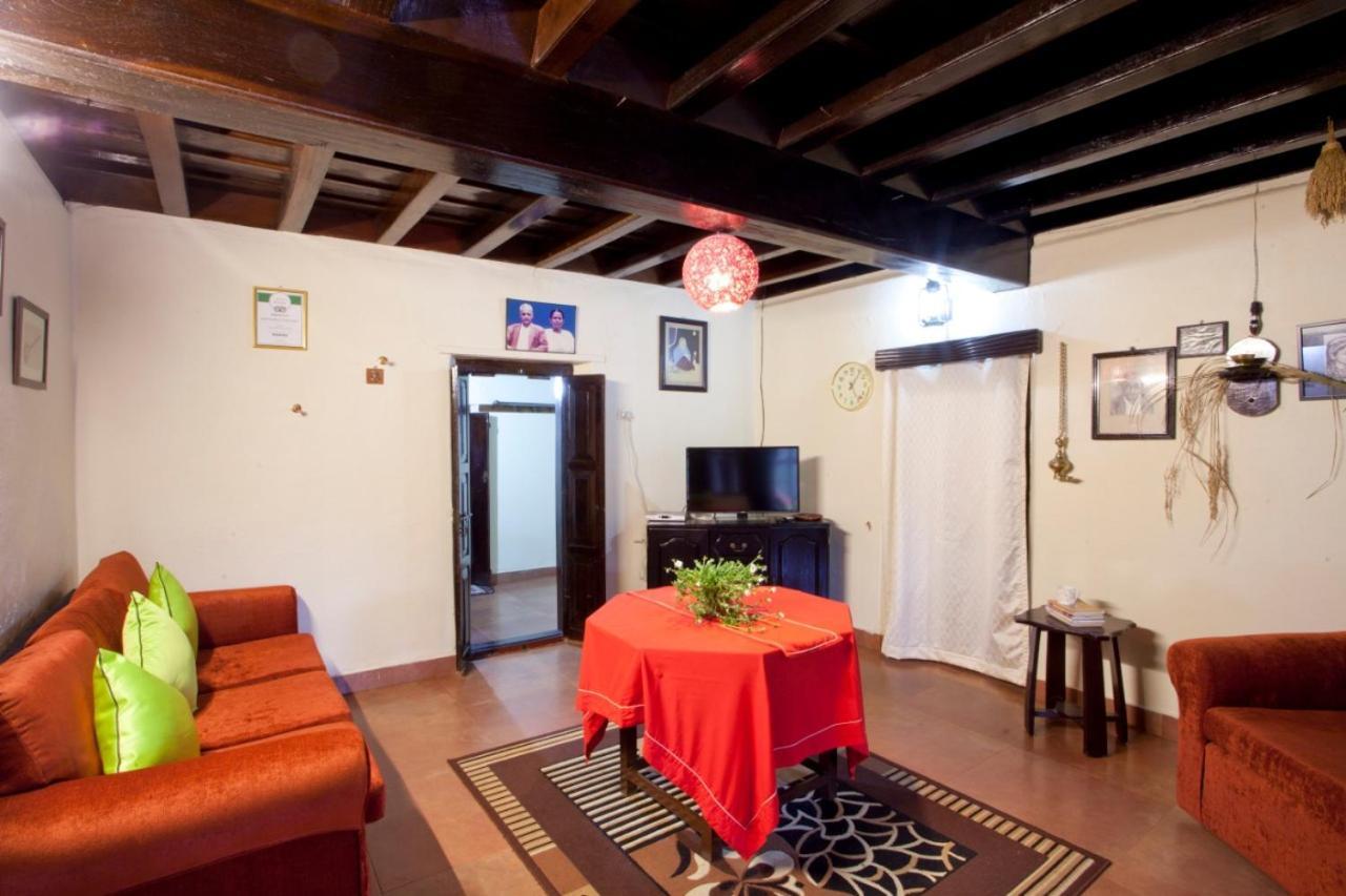 Sardar Bahadur'S Heritage Bungalow Estate Stay Napoklu Ngoại thất bức ảnh