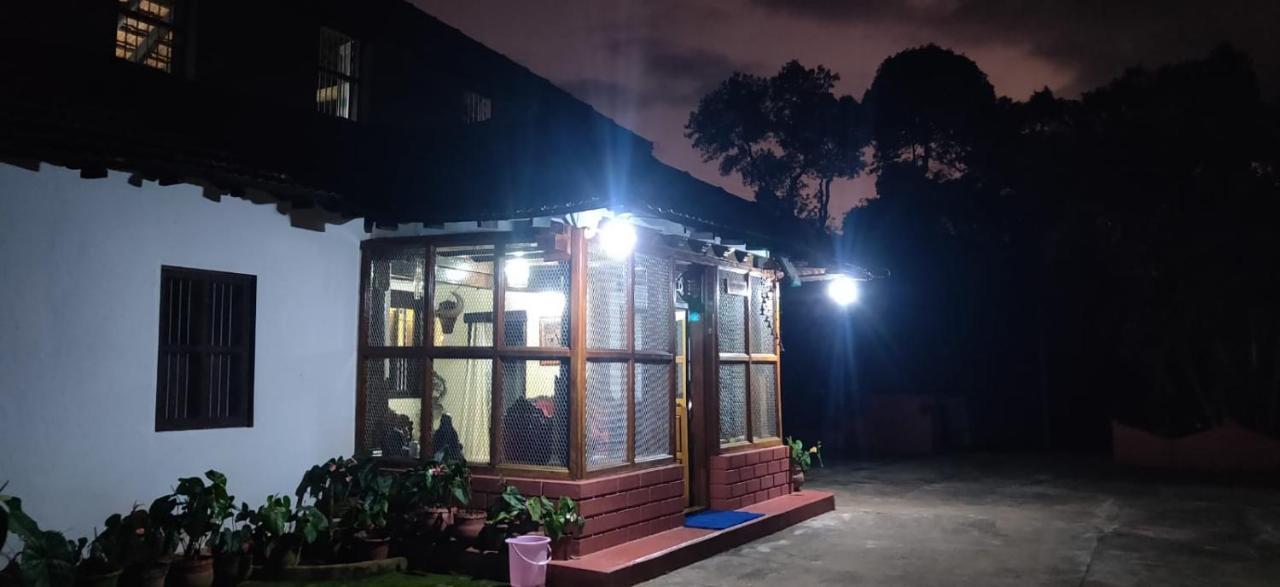 Sardar Bahadur'S Heritage Bungalow Estate Stay Napoklu Ngoại thất bức ảnh